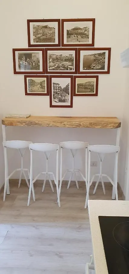 Casa House 381 Apartment Naples 0*,